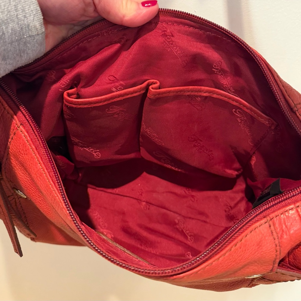 Fossil Cherry Red Shoulder Bag - Picture 6 of 12